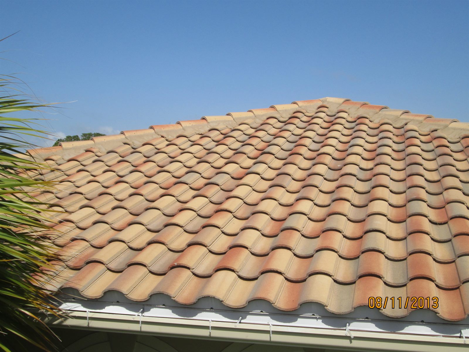 Tile roof covering photo